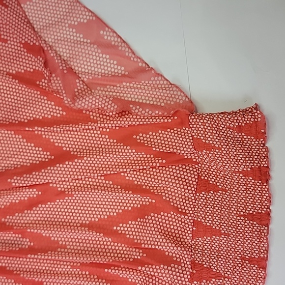 Maurices Coral Polka Dot Bat Wing Butterfly Sleeve Blouse/  L. - Picture 3 of 6